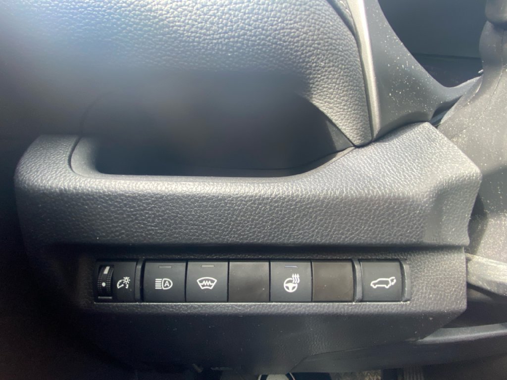 Used 2023 Toyota RAV4 XLE w/ Convenience Package AWD/4WD image 18