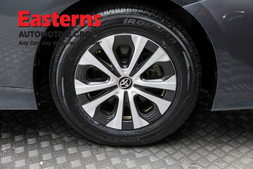 Used 2022 Toyota Prius Prime XLE image 30