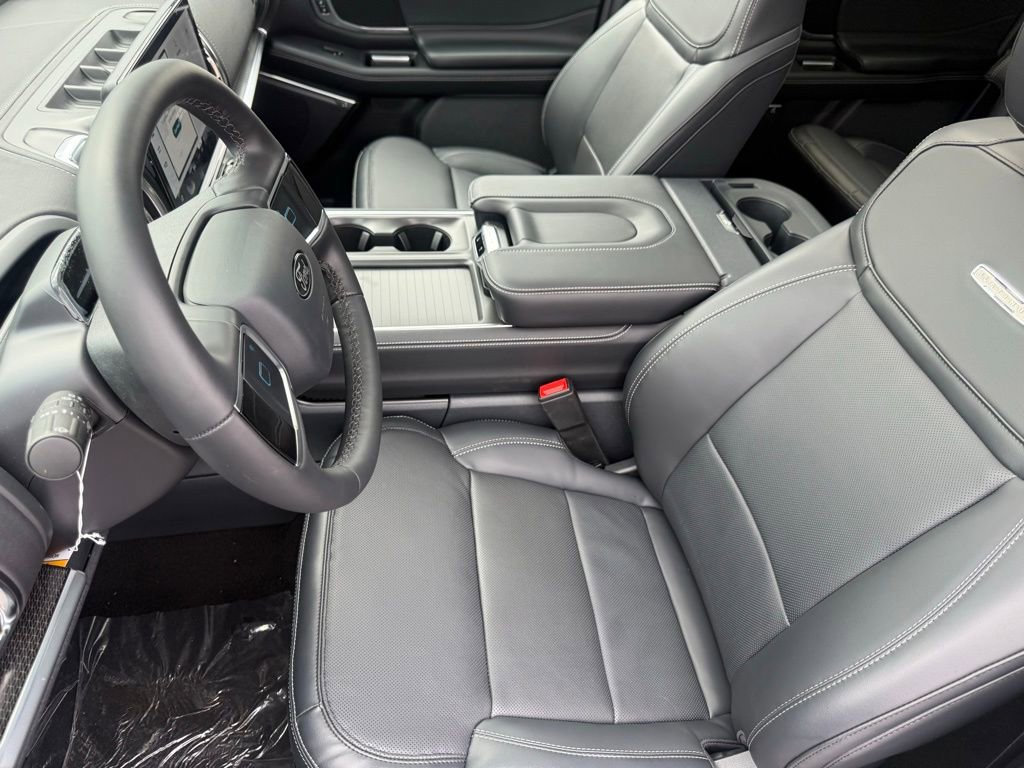 New 2026 Ford Expedition Max Platinum image 32