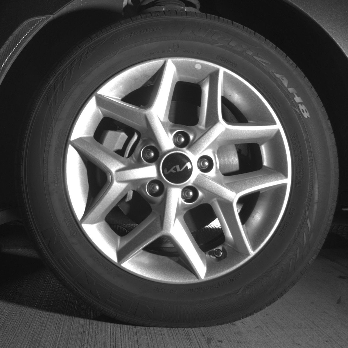 Used 2025 Kia Soul LX w/ LX Technology Package image 12