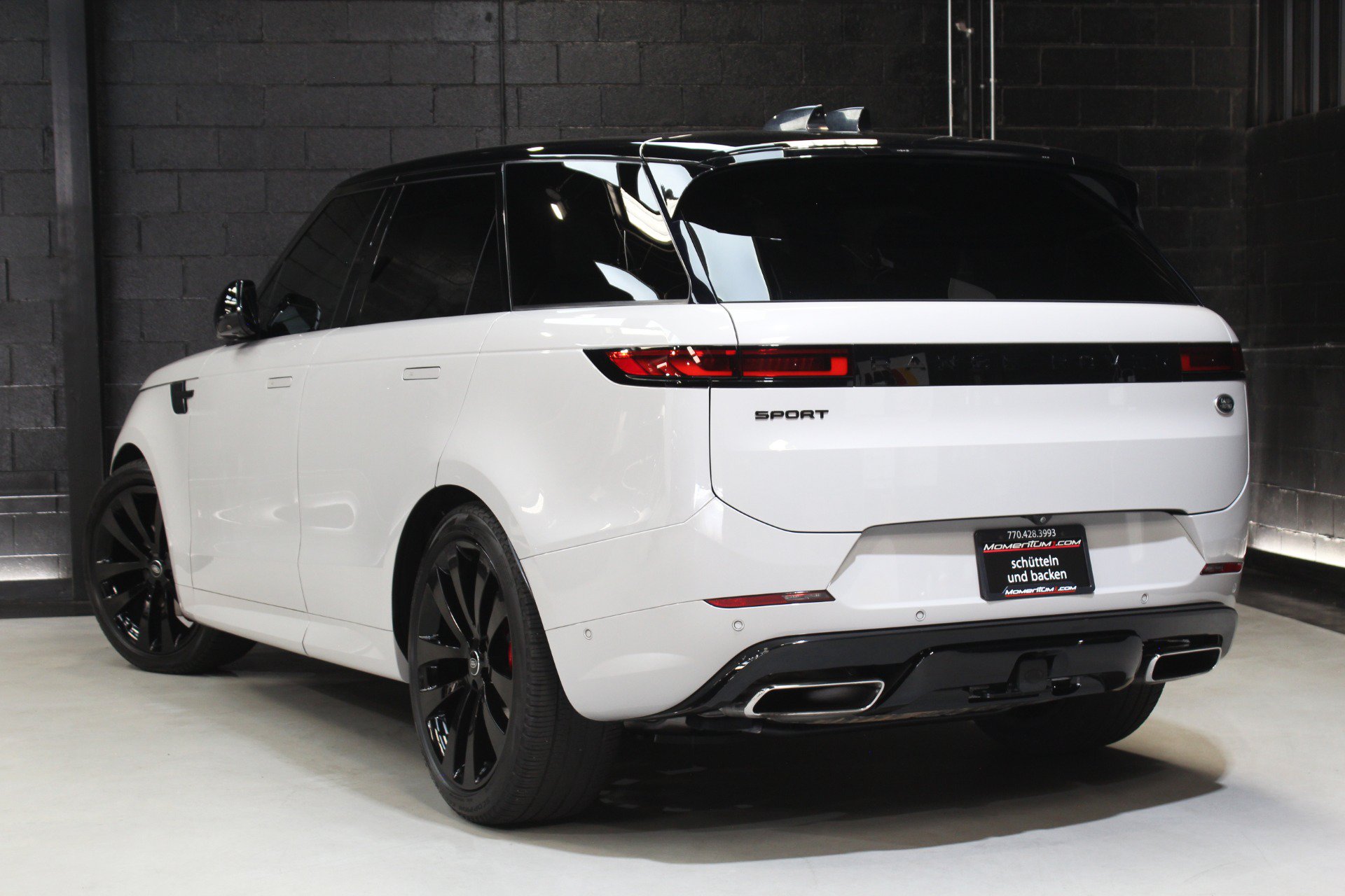 Used 2023 Land Rover Range Rover Sport SE Dynamic AWD/4WD image 10