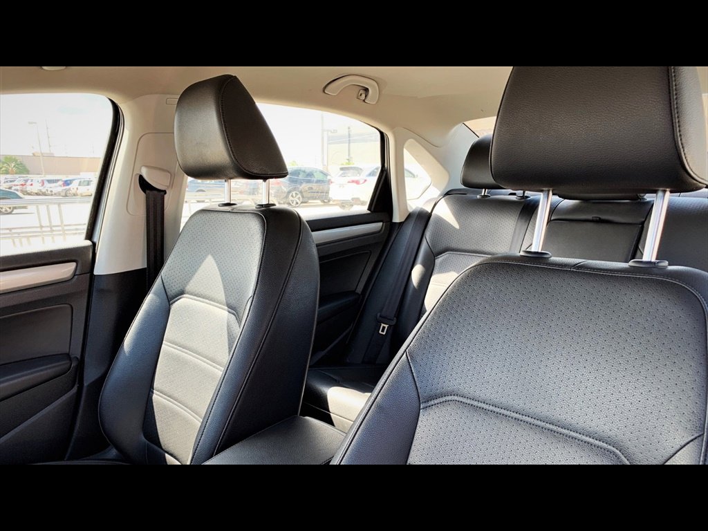 Used 2014 Volkswagen Passat 1.8T Wolfsburg Edition FWD image 10