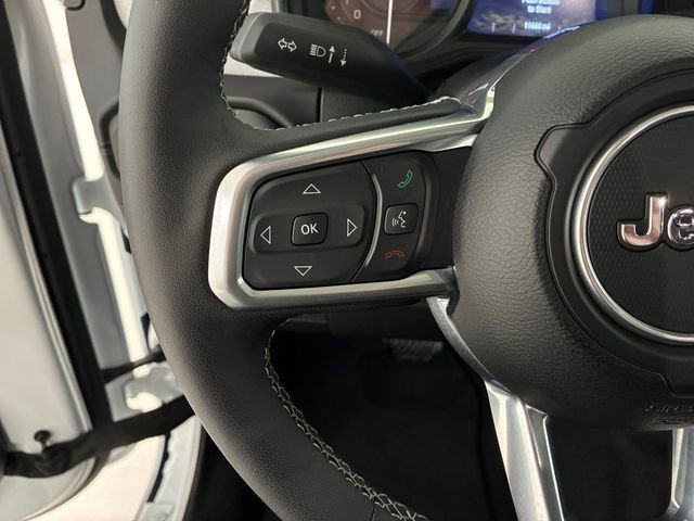 Used 2025 Jeep Wrangler Unlimited Sahara w/ Safety Group image 23