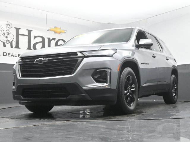 Used 2023 Chevrolet Traverse LT FWD image 4