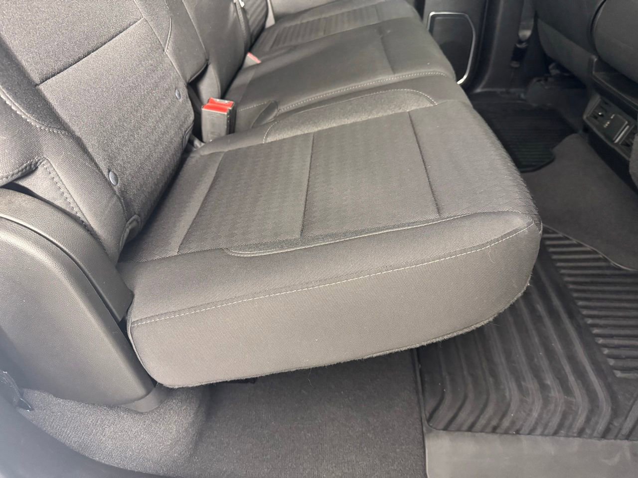 Used 2023 Chevrolet Silverado 1500 LT image 28