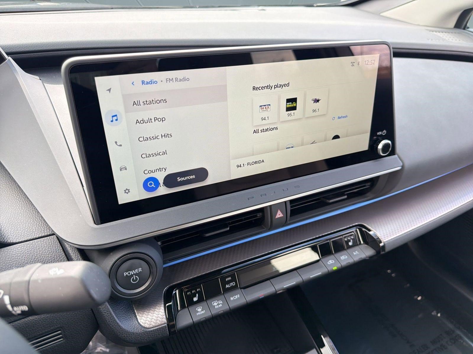 Used 2025 Toyota Prius XLE image 23