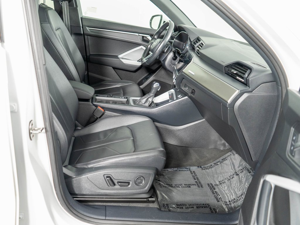 Used 2023 Audi Q3 2.0T Premium image 10