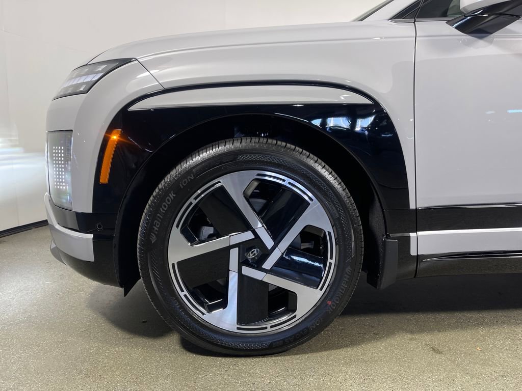 New 2026 Hyundai Ioniq 9 Limited image 11