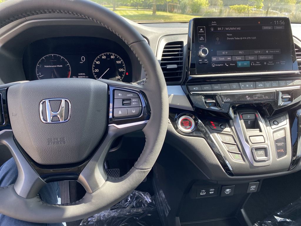 New 2026 Honda Odyssey Touring image 9