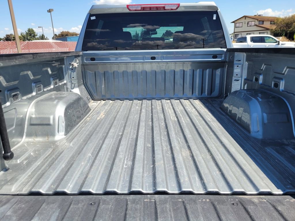 Used 2025 GMC Sierra 1500 SLT AWD/4WD image 10