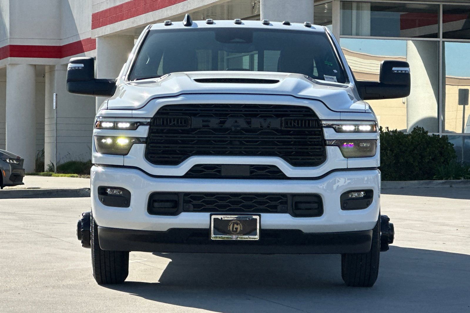 New 2026 RAM 3500 Laramie AWD/4WD image 10