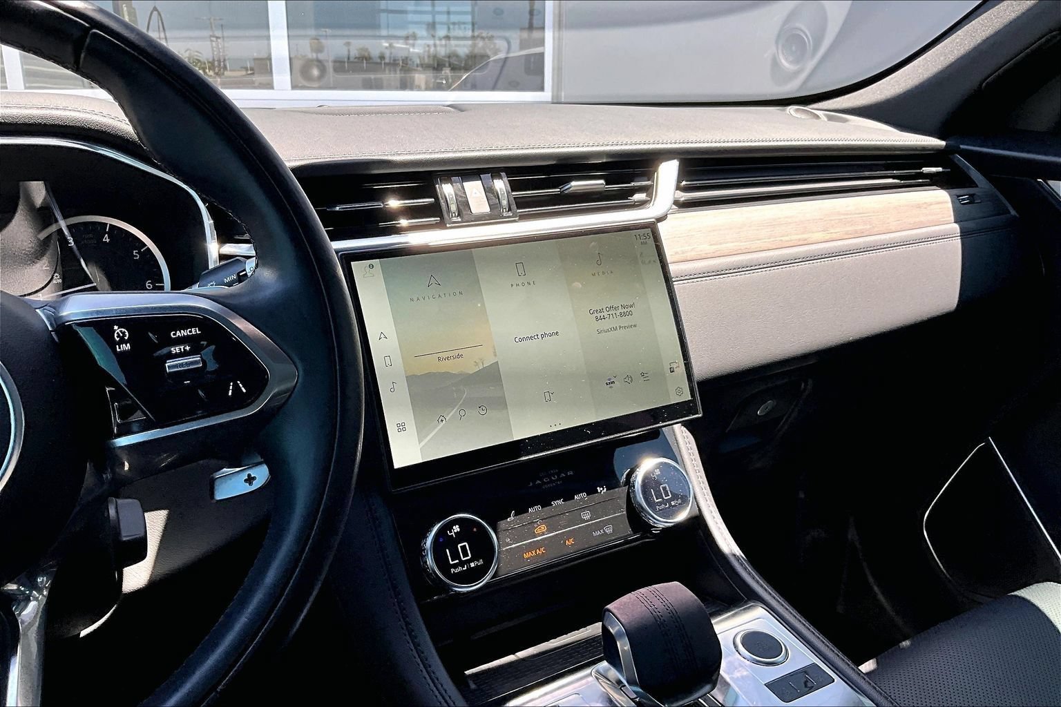 Used 2021 Jaguar F-PACE S AWD/4WD image 6