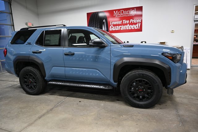 New 2025 Toyota 4Runner TRD Off-Road Premium image 4