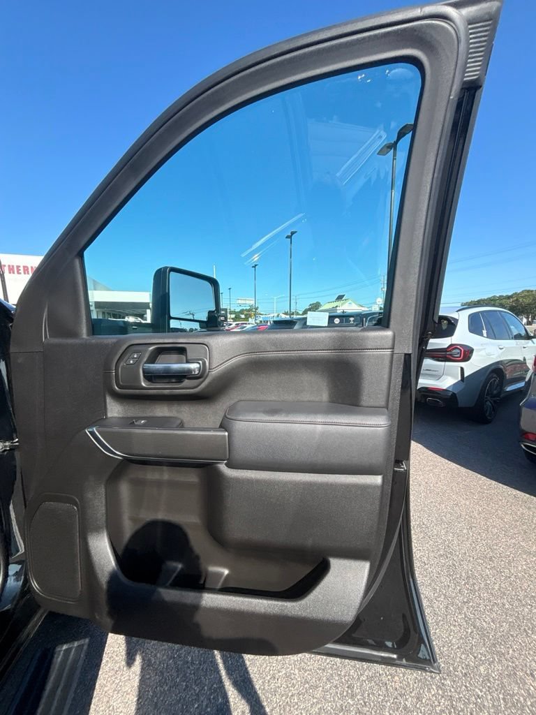 Used 2023 GMC Sierra 2500 AT4 w/ Gooseneck/5TH Wheel Package AWD/4WD image 22