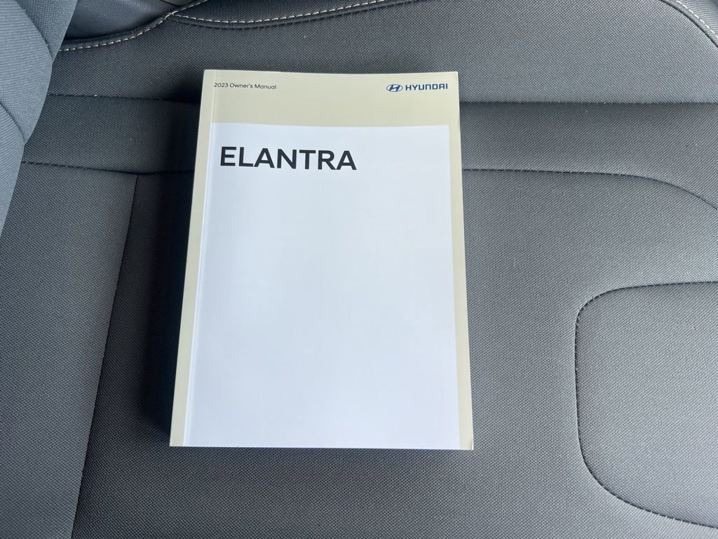 Used 2023 Hyundai Elantra SEL w/ Cargo Package image 25