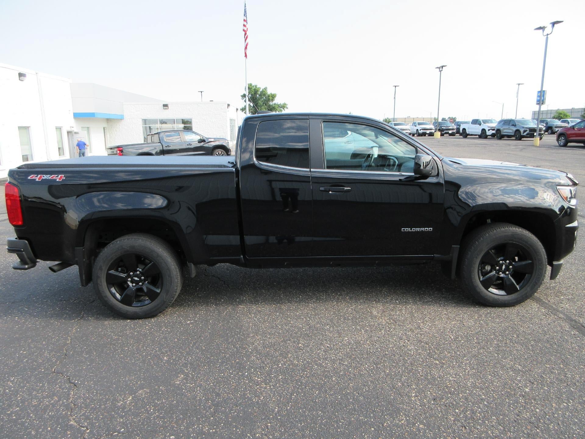 Certified 2016 Chevrolet Colorado LT w/ Midnight Edition AWD/4WD image 4