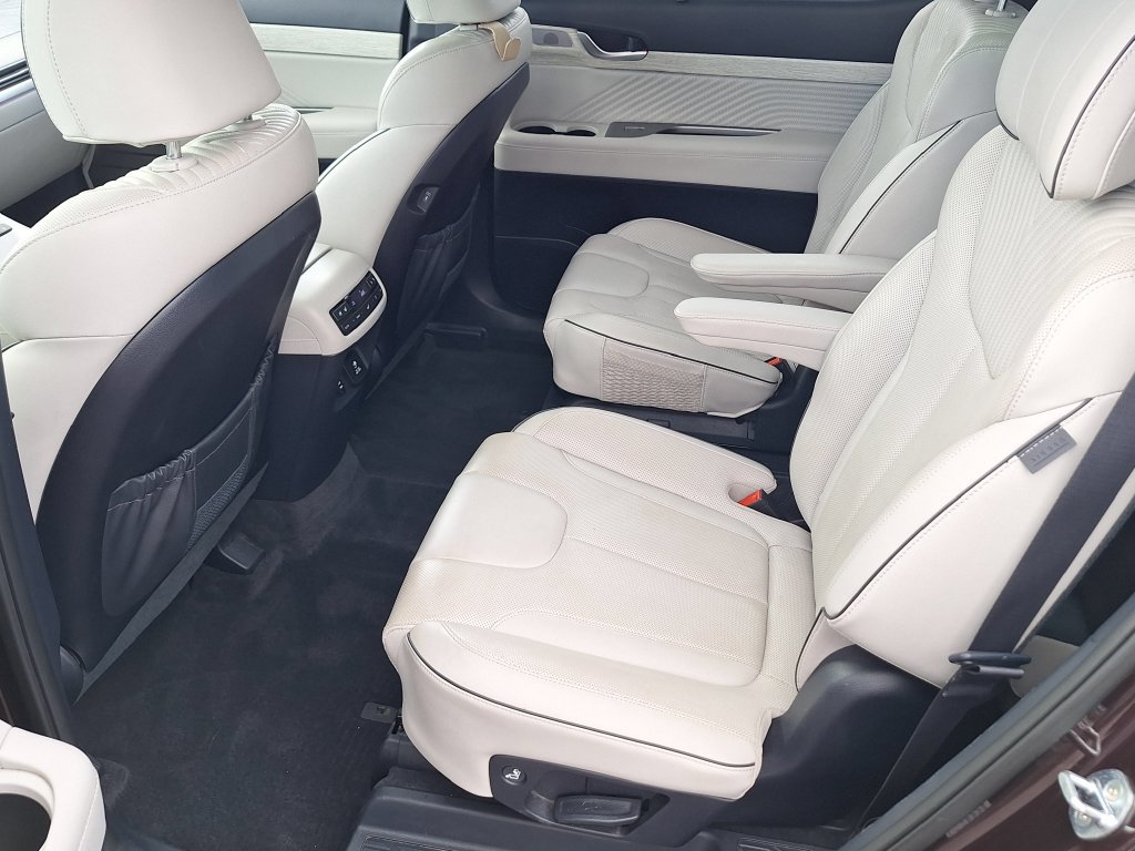 Certified 2023 Hyundai Palisade Calligraphy AWD/4WD image 12