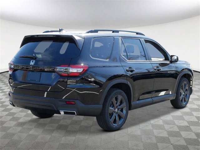 New 2025 Honda Pilot Sport image 6