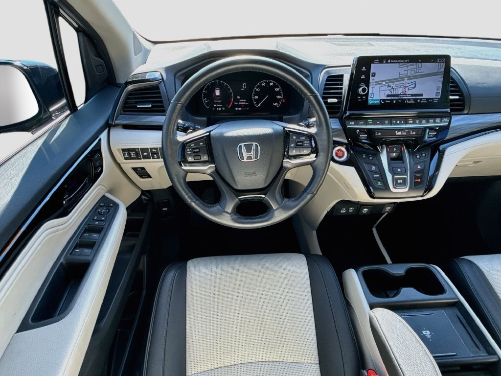 Used 2025 Honda Odyssey Elite image 31