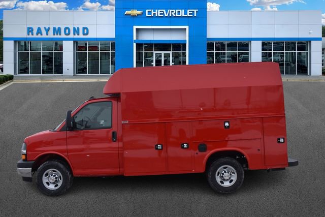 New 2026 Chevrolet Express 3500 w/ Power Convenience Package image 7