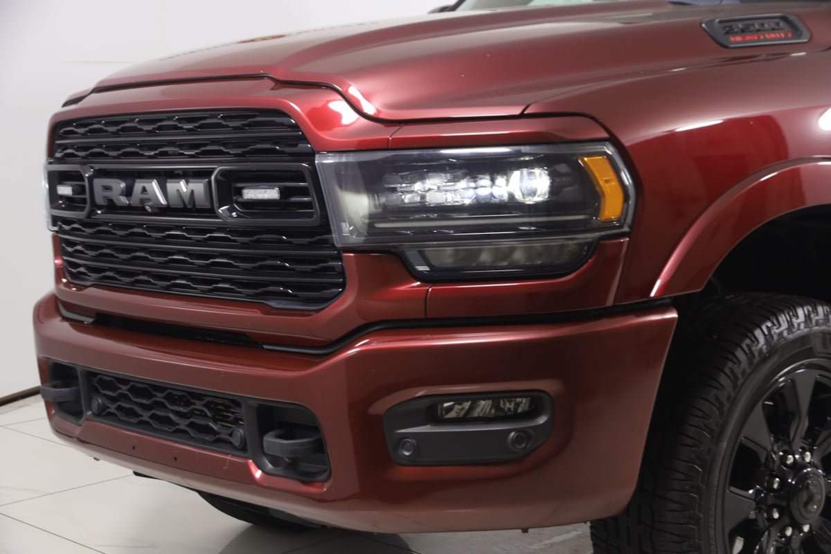 Used 2022 RAM 3500 Limited AWD/4WD image 49