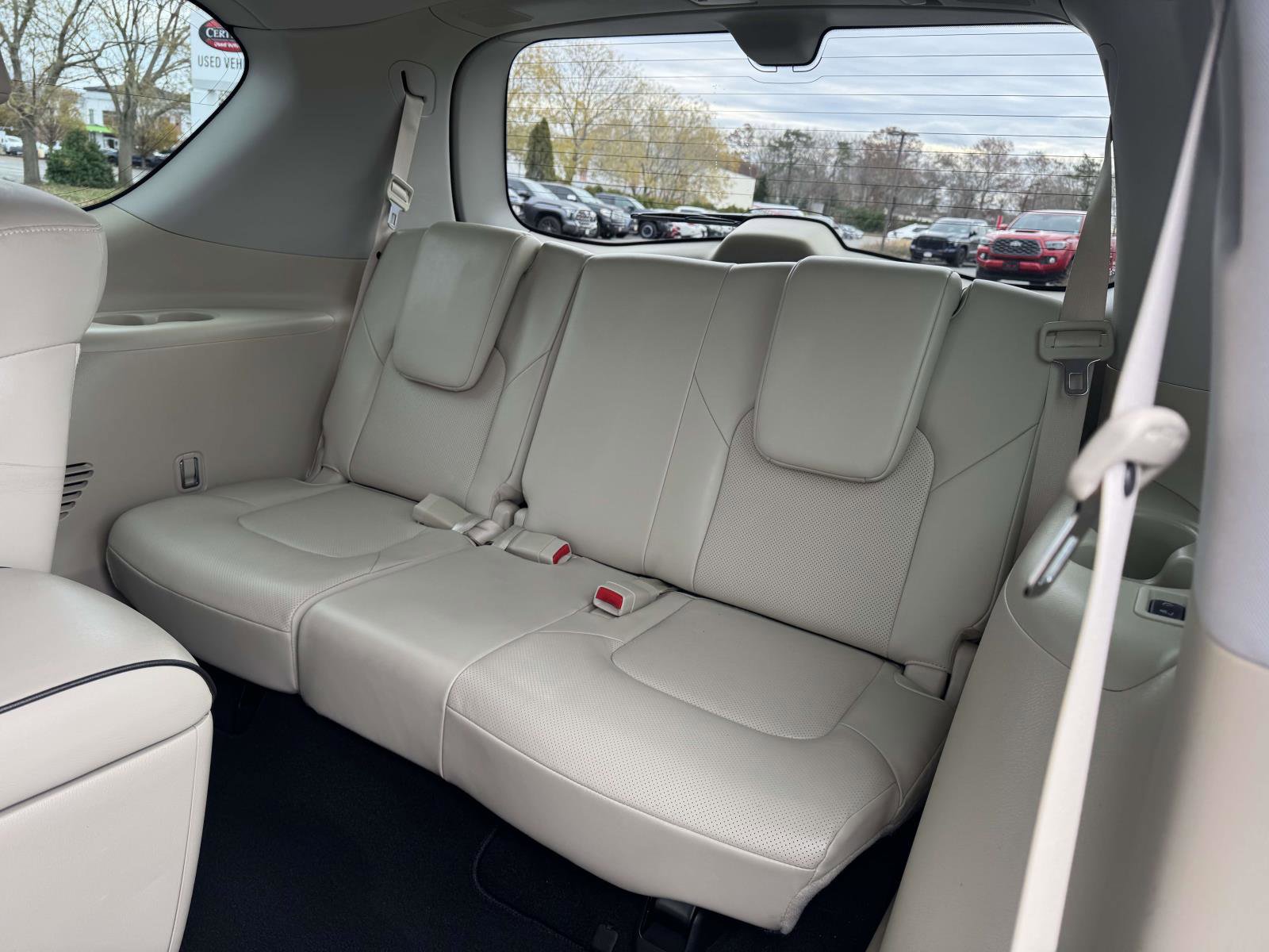 Used 2021 INFINITI QX80 Luxe w/ Cargo Package image 15