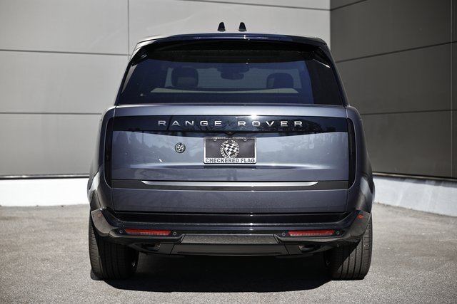 New 2025 Land Rover Range Rover SE image 13