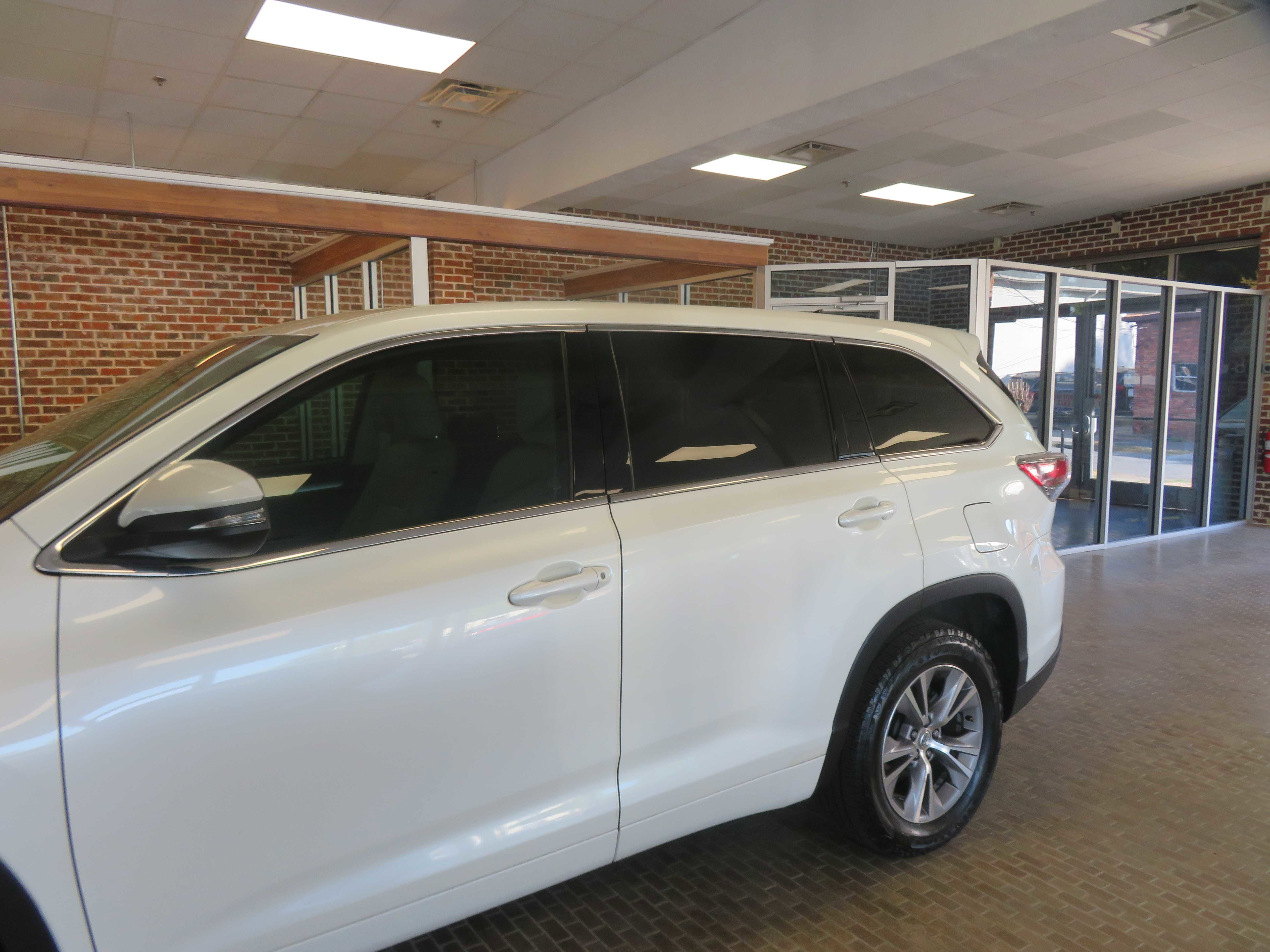 Used 2014 Toyota Highlander Plus FWD image 72