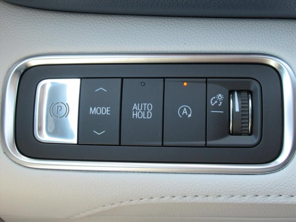 New 2026 Buick Enclave Avenir w/ Super Cruise Package FWD image 22