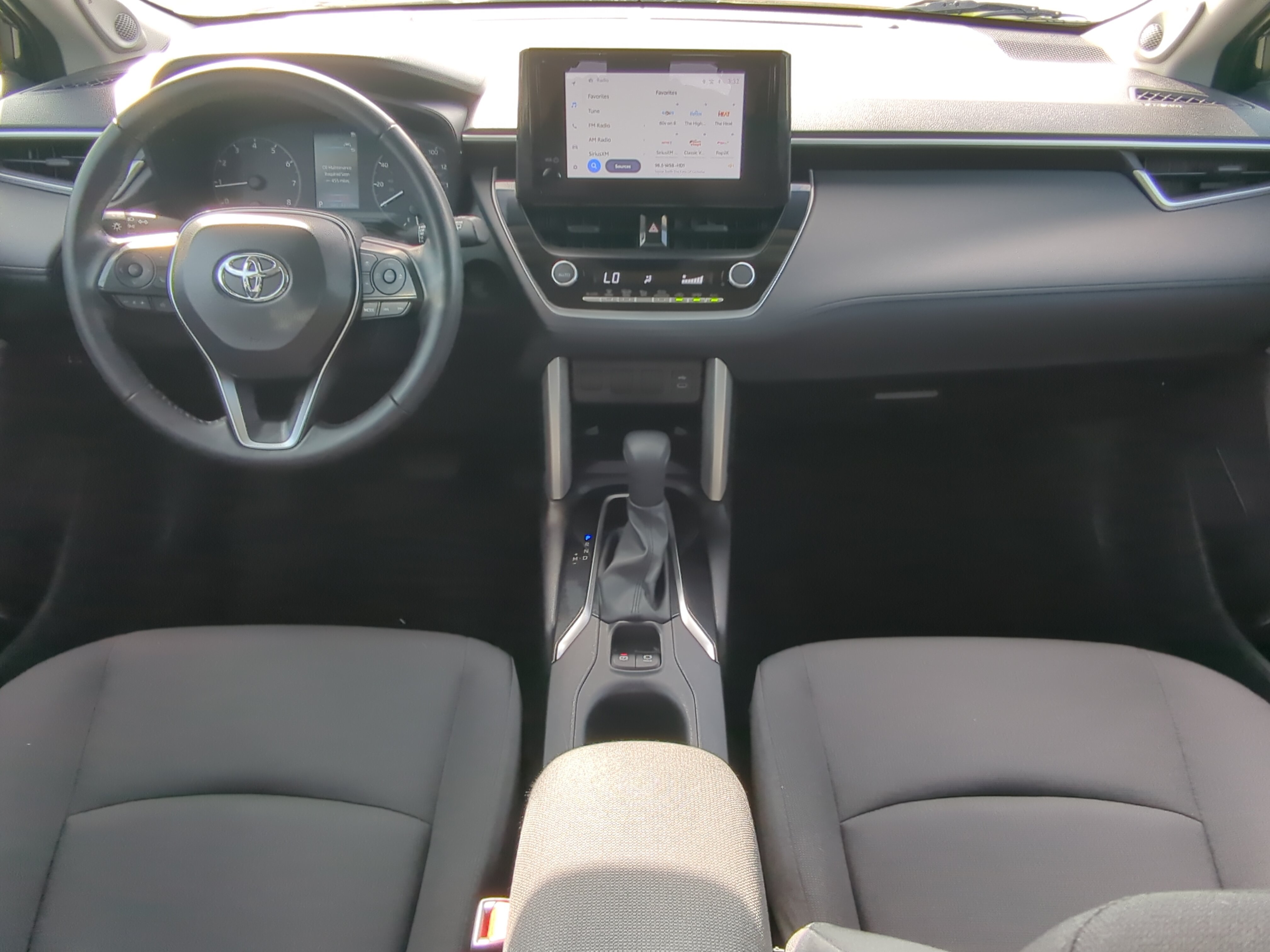 Used 2024 Toyota Corolla Cross LE FWD image 13