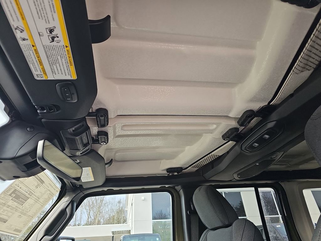 New 2026 Jeep Wrangler Unlimited Rubicon w/ Safety Group AWD/4WD image 23