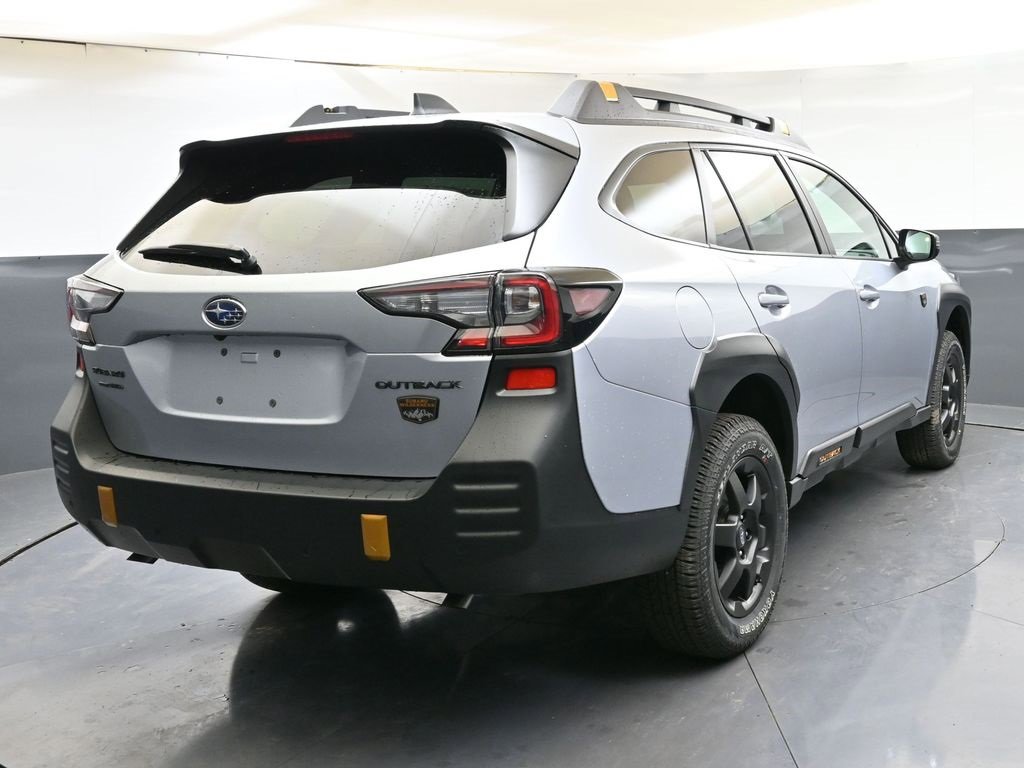 Used 2025 Subaru Outback Wilderness image 5