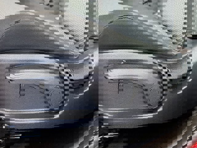 Used 2023 Kia Soul LX w/ LX Technology Package FWD image 18