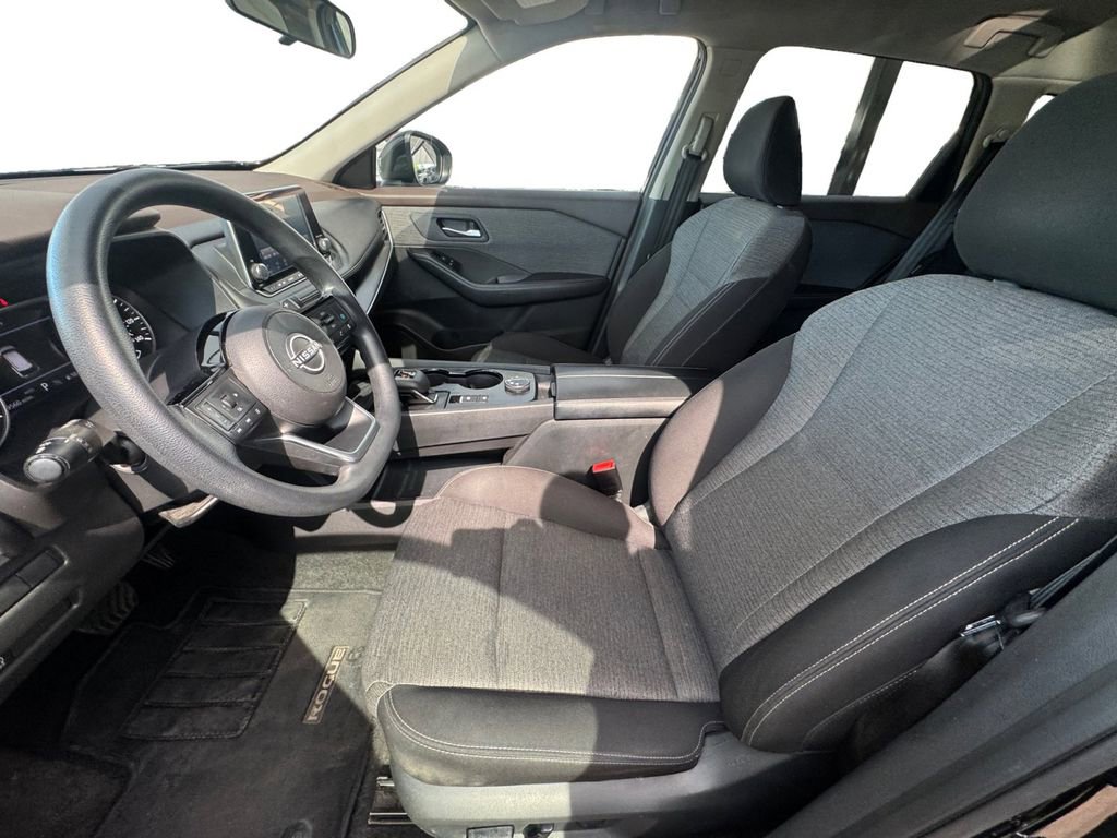 Used 2023 Nissan Rogue SV AWD/4WD image 10