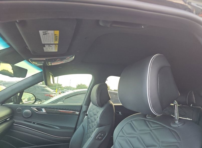 Used 2025 Genesis GV80 3.5T e-SC image 9