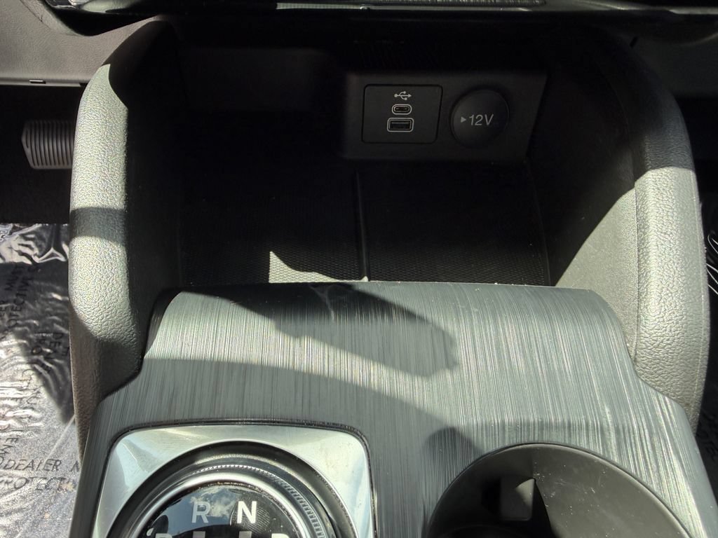 Used 2025 Ford Escape ST-Line w/ Equipment Group 301A FWD image 28