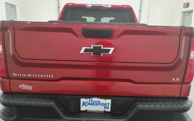 Used 2023 Chevrolet Silverado 1500 LT Trail Boss w/ Protection Package AWD/4WD image 8