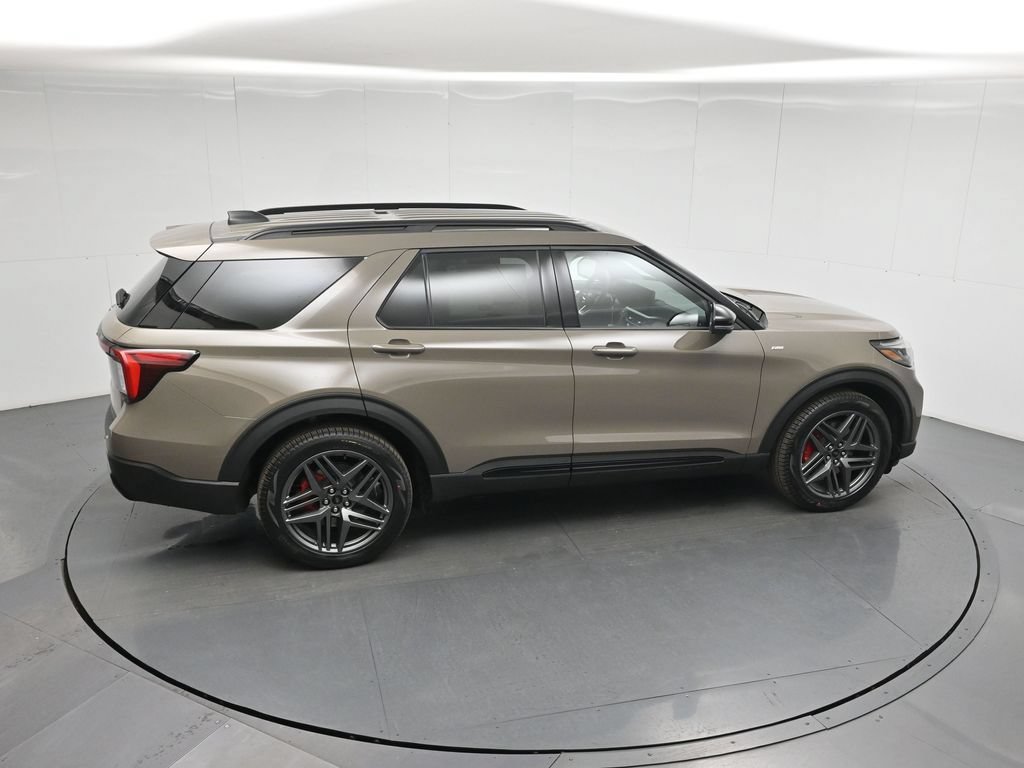 New 2026 Ford Explorer ST-Line w/ ST-Line Street Pack AWD/4WD image 42