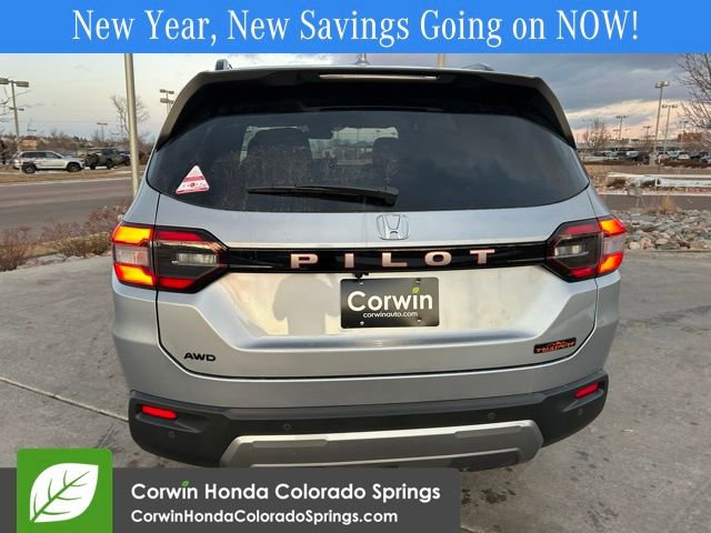 New 2026 Honda Pilot TrailSport image 8