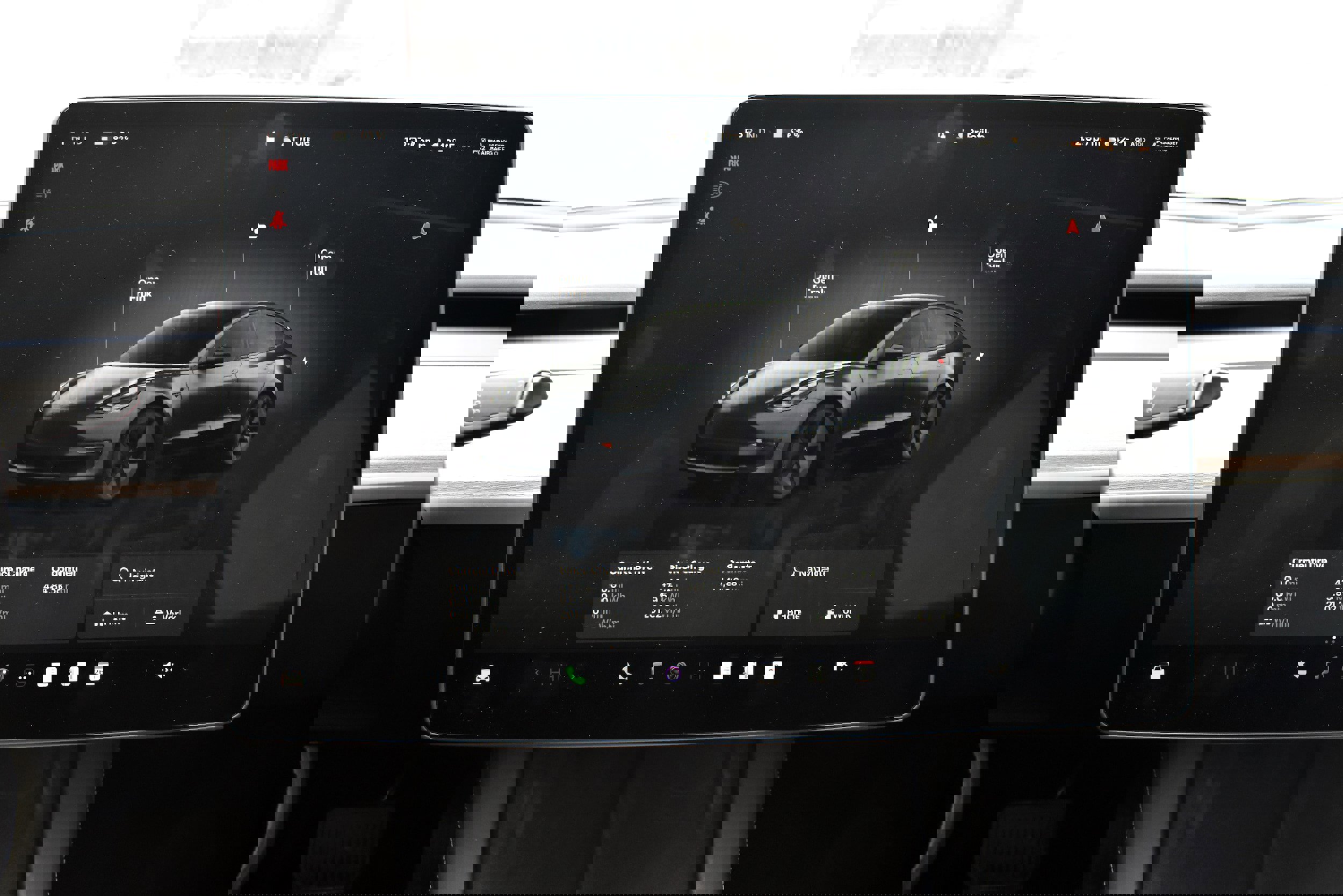 Used 2023 Tesla Model 3 Standard Range image 32