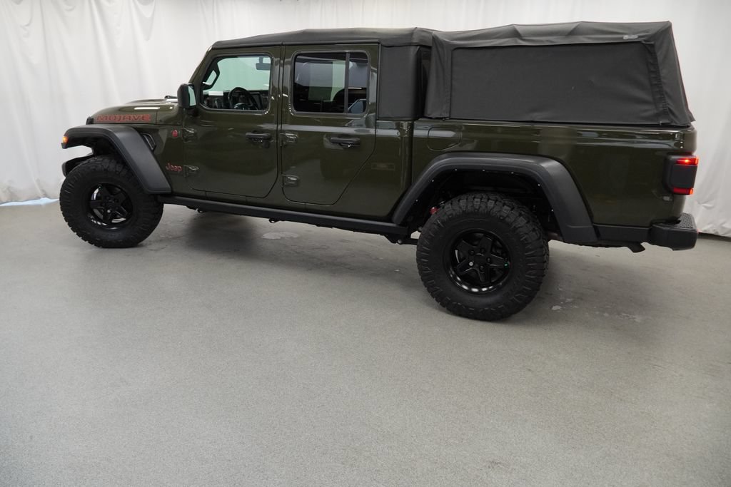 Used 2022 Jeep Gladiator Mojave w/ Cold Weather Group AWD/4WD image 21