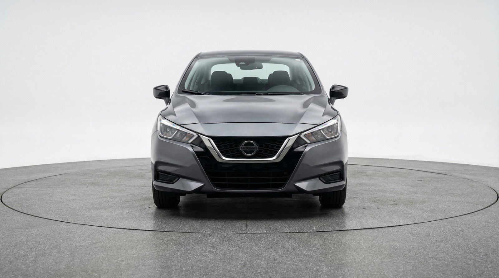 Used 2025 Nissan Versa SV FWD image 2