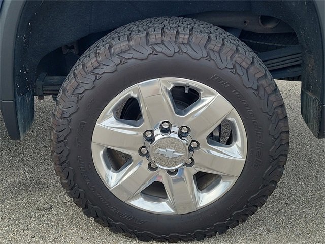 Certified 2020 Chevrolet Silverado 2500 LTZ w/ LTZ Plus Package image 9