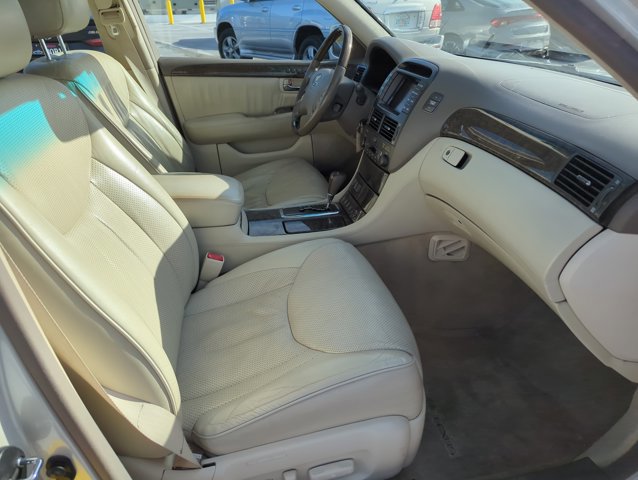 Used 2001 Lexus LS 430 image 28