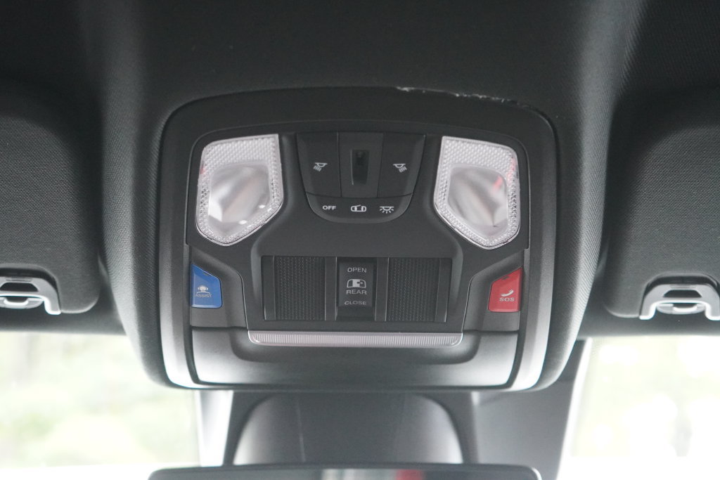 Used 2022 RAM 1500 Rebel w/ Rebel Level 1 Equipment Group AWD/4WD image 29
