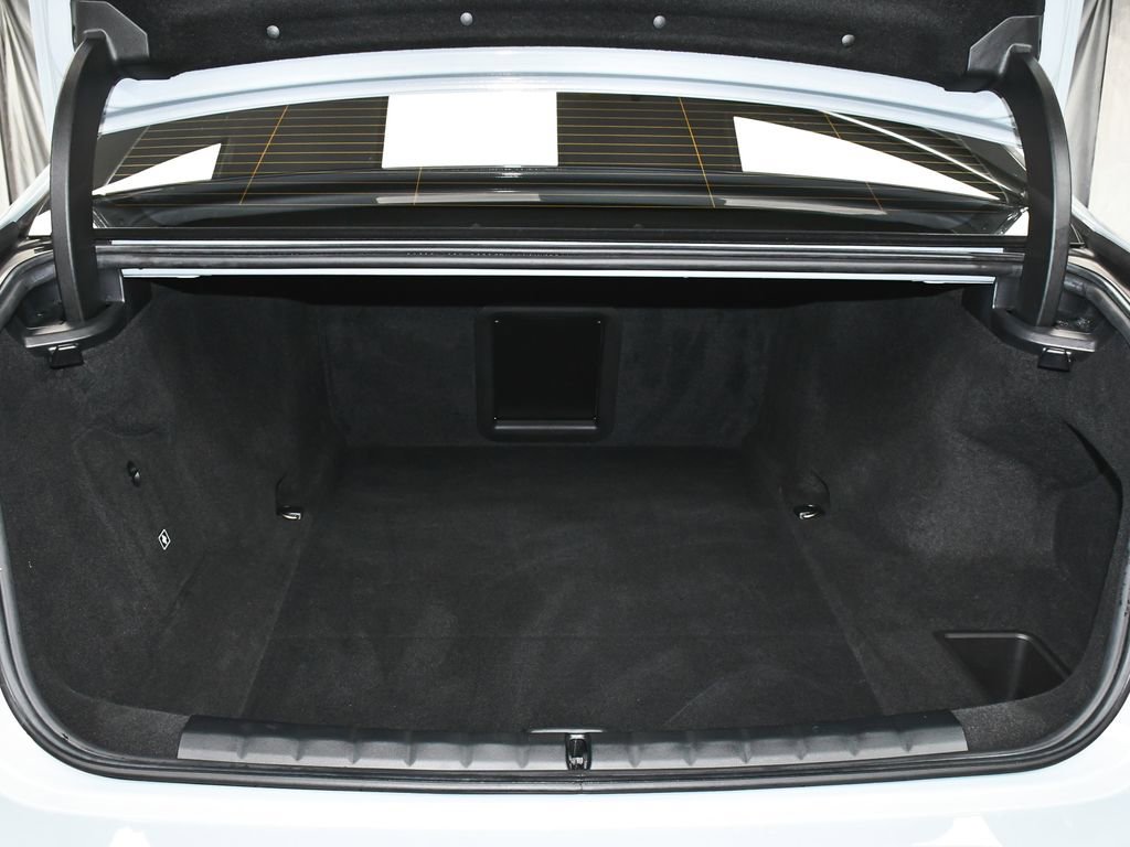 Used 2024 BMW i7 xDrive60 image 72