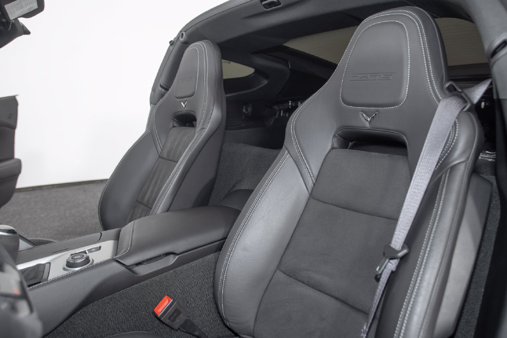 Used 2017 Chevrolet Corvette Z06 RWD image 50