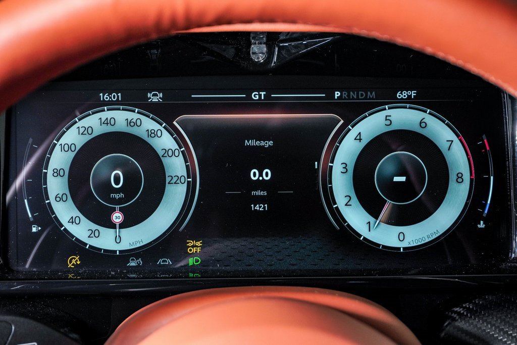 Used 2025 Aston Martin Vanquish image 31