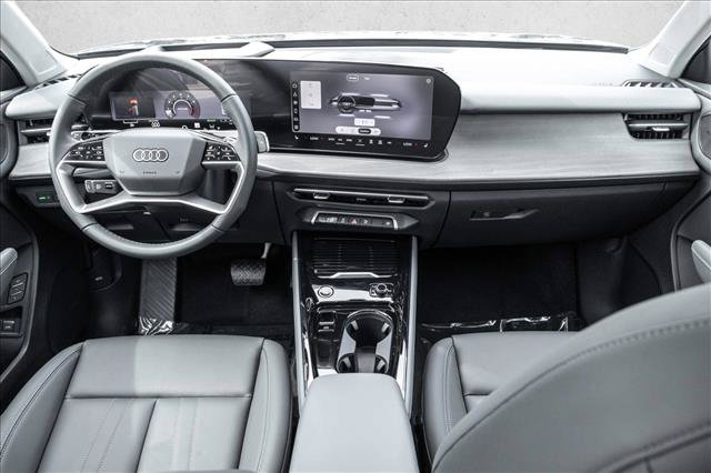 New 2026 Audi Q3 quattro 2.0T AWD/4WD image 20