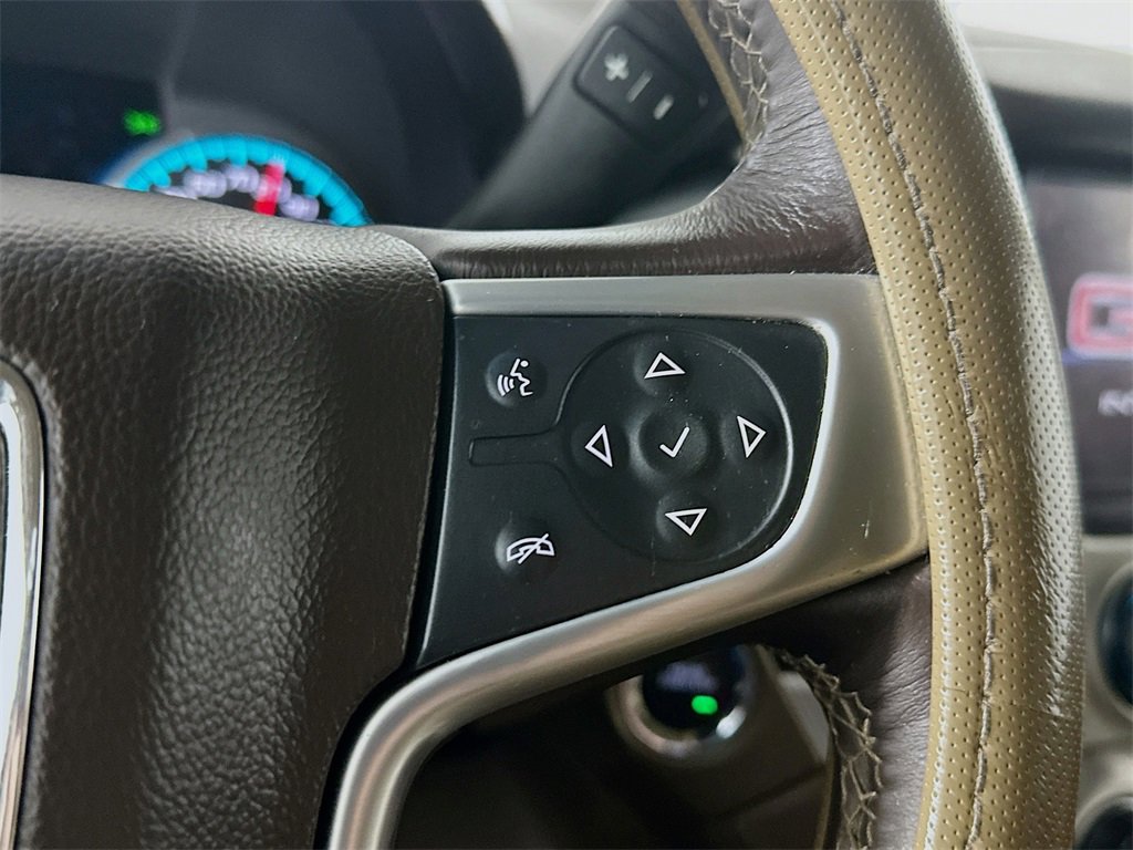 Used 2017 GMC Yukon SLT image 26